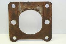 UM60181     PTO Bearing Retainer Plate---Replaces 184365M2